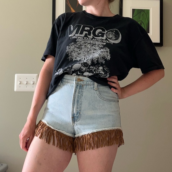 80s Joujou Western Denim Fringe Shorts - Picture 8 of 13